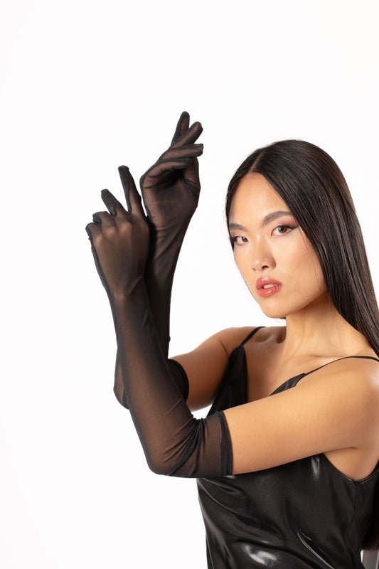 Tulle gloves
