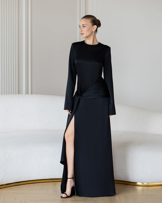 BE SURE – Abito Lungo in Raso con Drappeggio – Nero