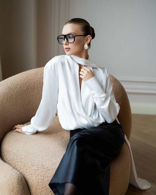 BE SURE – Blusa Elegante in Raso con Sciarpa – Bianco