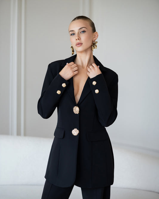 BE SURE – Tailleur Elegante con Bottoni Gioiello – Nero