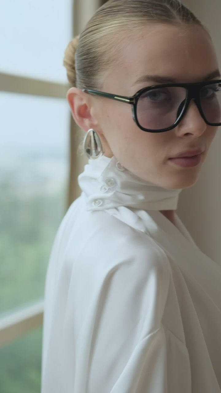 BE SURE – Blusa Elegante in Raso con Sciarpa – Bianco