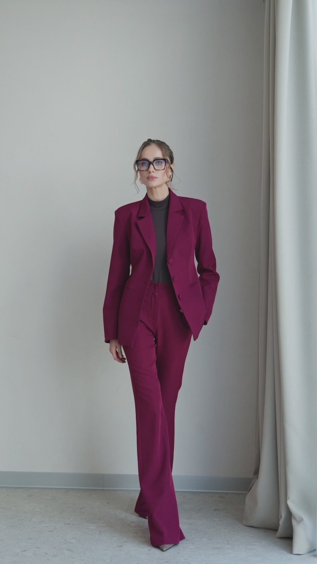BE SURE – Tailleur sartoriale donna  elegante per laurea e cerimonia Bordeaux